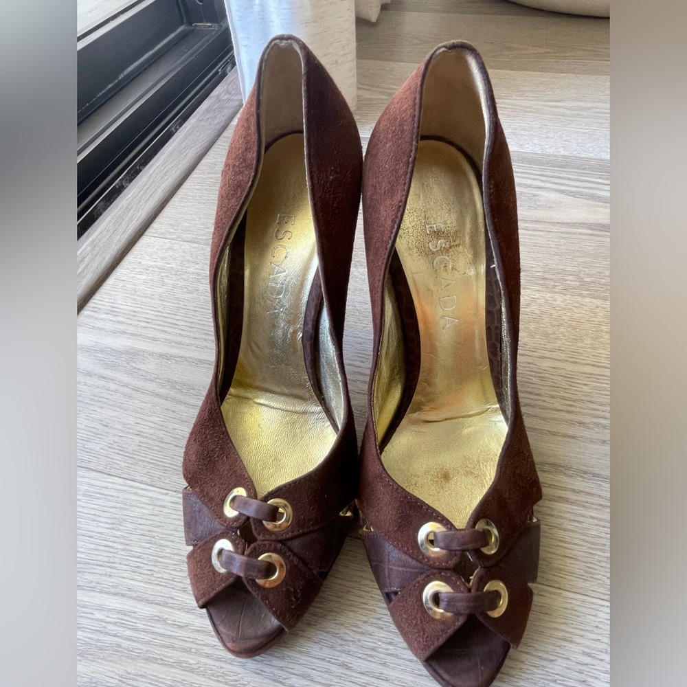 Escada brown heels 36 1/2 or 7